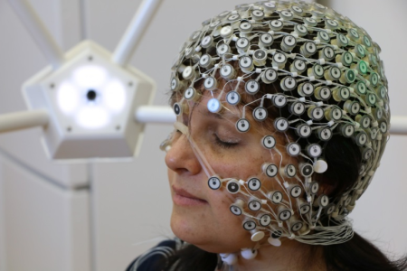 ЭЭГ (электроэнцефалограмма) головного мозга. Нейротех ЭЭГ. Многоканальная ЭЭГ система Geodesic EEG System 300 (GES 300). Шлем для ЭЭГ детский.